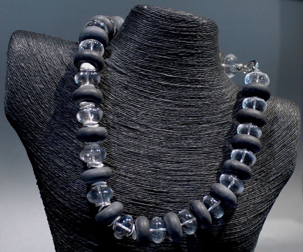 Onyx-Kristall Kette mit Silberteilen